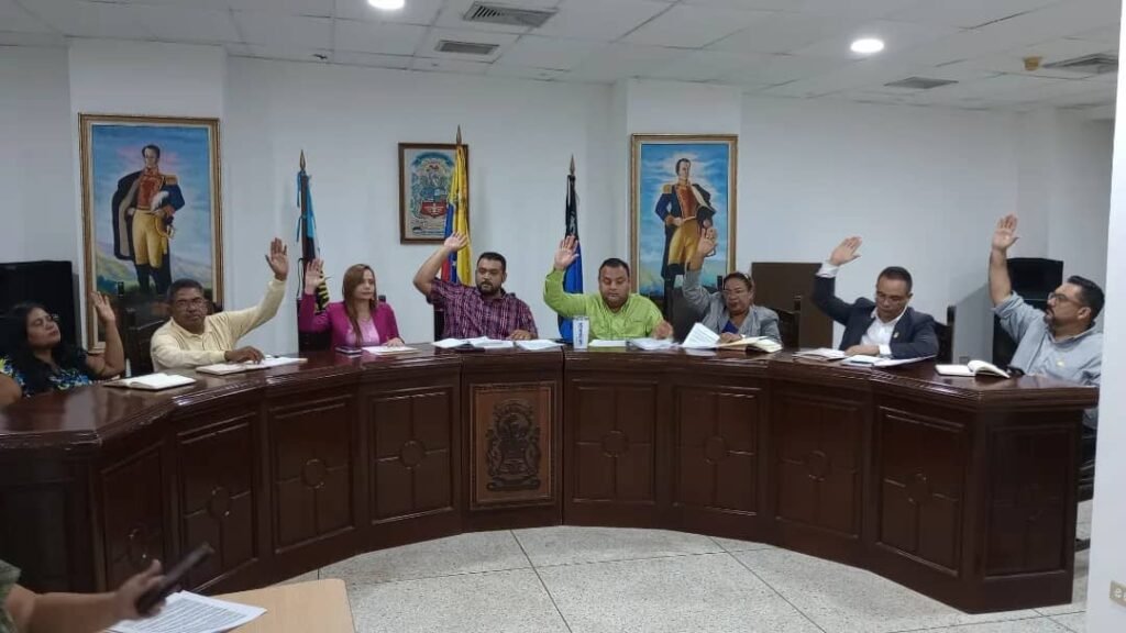 Aprueban en 1ª discusión reforma de Ordenanza sobre Inmuebles Urbanos y Periurbanos en Lagunillas