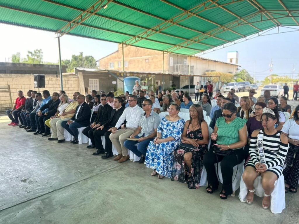 Con Sesión Solemne celebran 40º aniversario de la parroquia Nuestra Señora de Fátima en El Mene