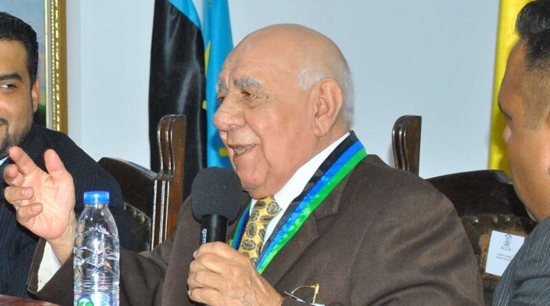 Claudio Suárez: un hombre de múltiples talentos