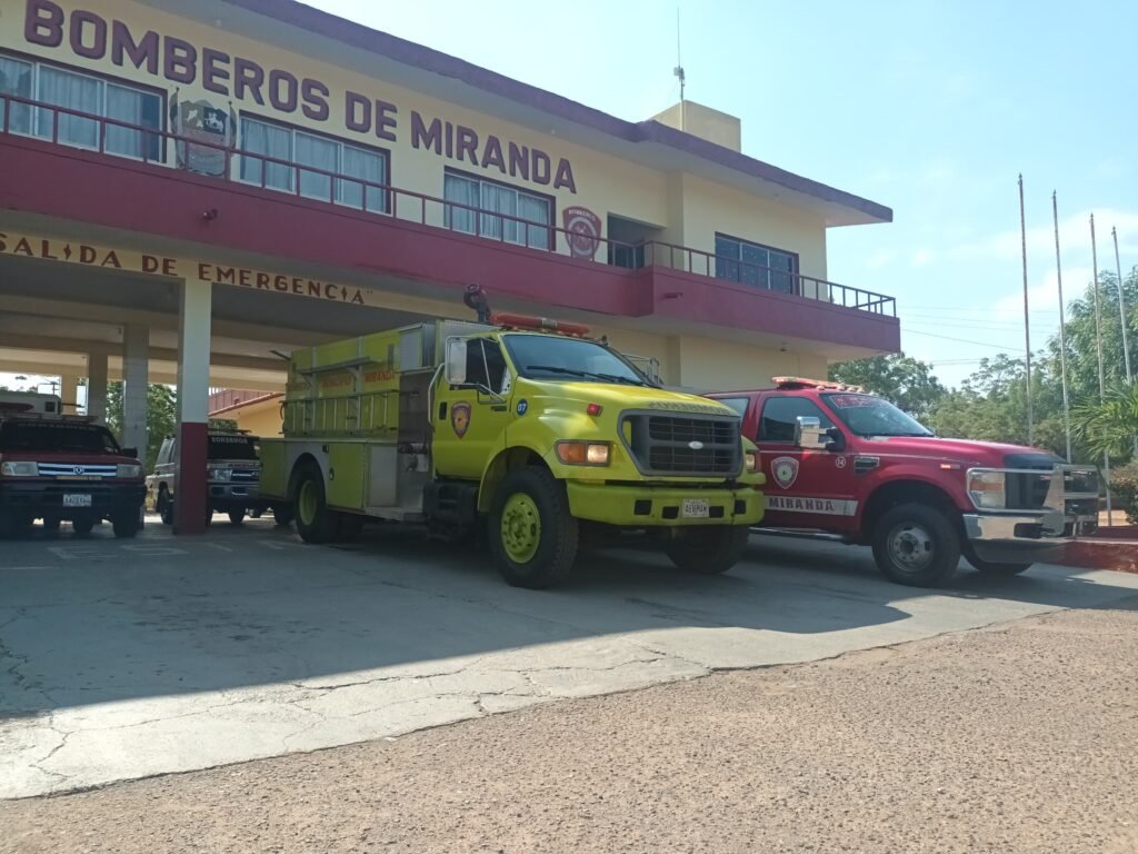Puesta en marcha Unidad Supresora de Incendios del Cuerpo de Bomberos del municipio Miranda