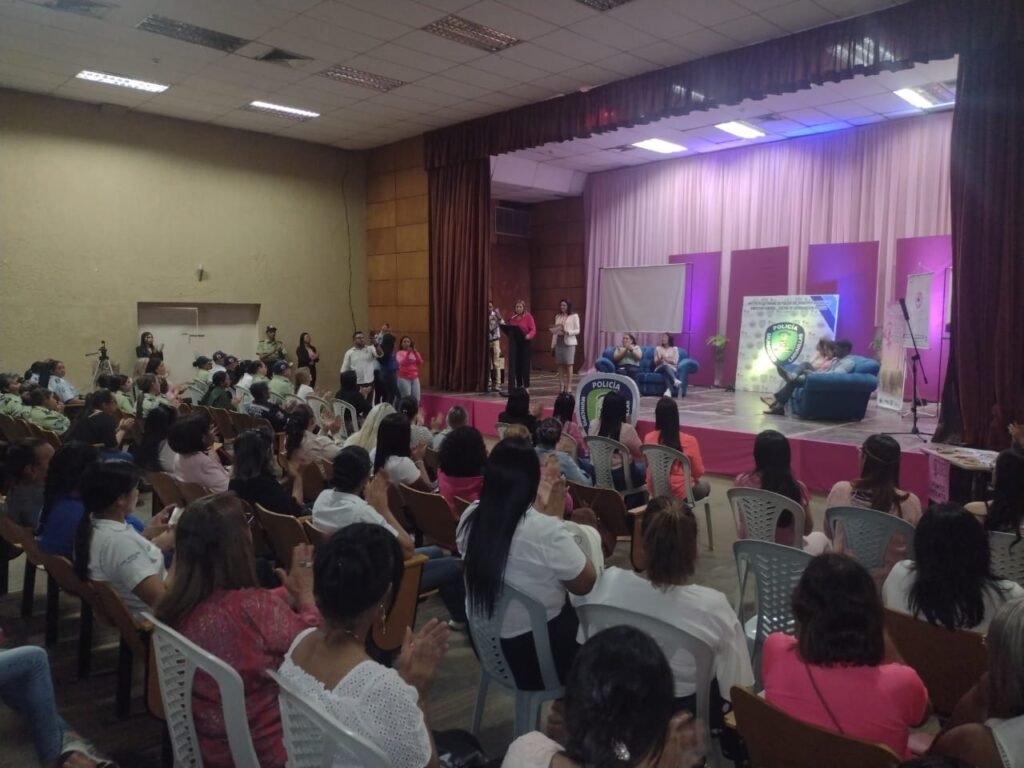 Realizaron en Lagunillas II Conversatorio de Atención a la Mujer Víctima de Violencia