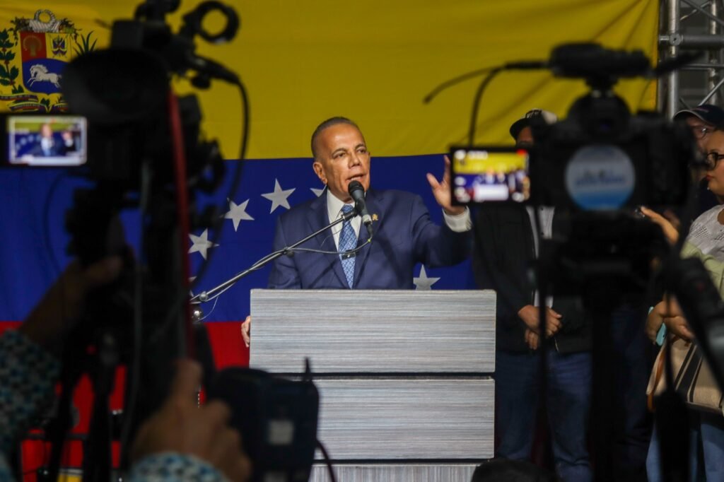 Manuel Rosales: "La única alternativa que tenemos los venezolanos es el voto”