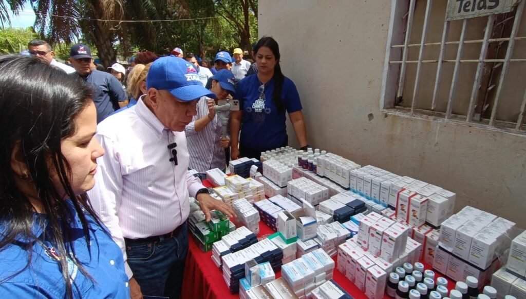 Rosales profundiza construcción de obras de infraestructura en salud, educación, servicios y programas sociales en El Venado