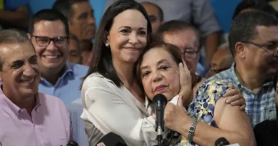 Vente Venezuela y Corina Yoris aprueban candidatura de Edmundo González a las presidenciales