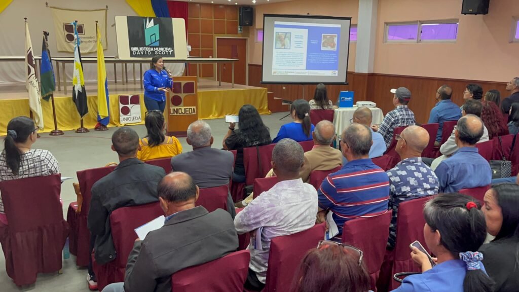 Alcaldía de Lagunillas y la biblioteca municipal David Scott dictaron taller de derecho de autor