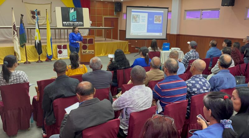 Alcaldía de Lagunillas y la biblioteca municipal David Scott dictaron taller de derecho de autor