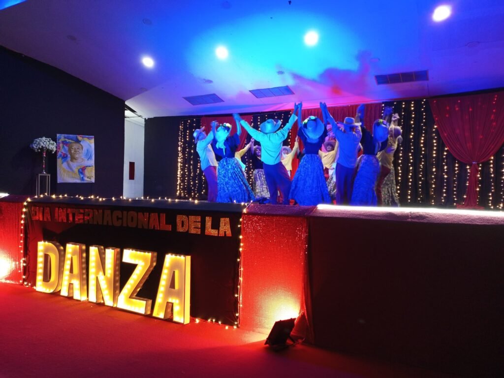 Cabimas: A casa llena la municipalidad celebró el Día Internacional de la Danza