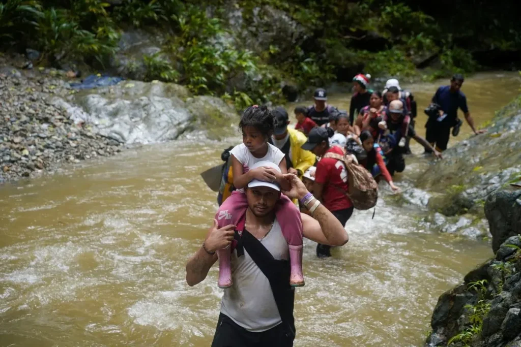 Más de 30 mil 000 niños han cruzado el Darién: un incremento de 40% respecto al periodo 2023
