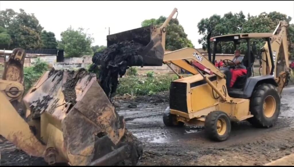 Gobierno nacional limpia 40 cañadas en el Zulia en prevención por lluvias