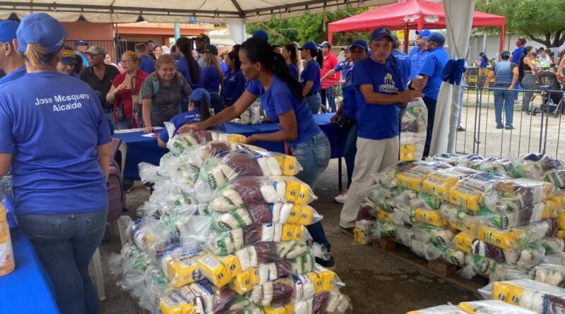 Alcaldía de Lagunillas benefició a mil 200 personas con jornada de alimentación