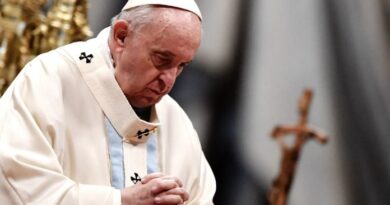 Papa Francisco instó a seguir “hablando de paz a quien quiere la guerra” 