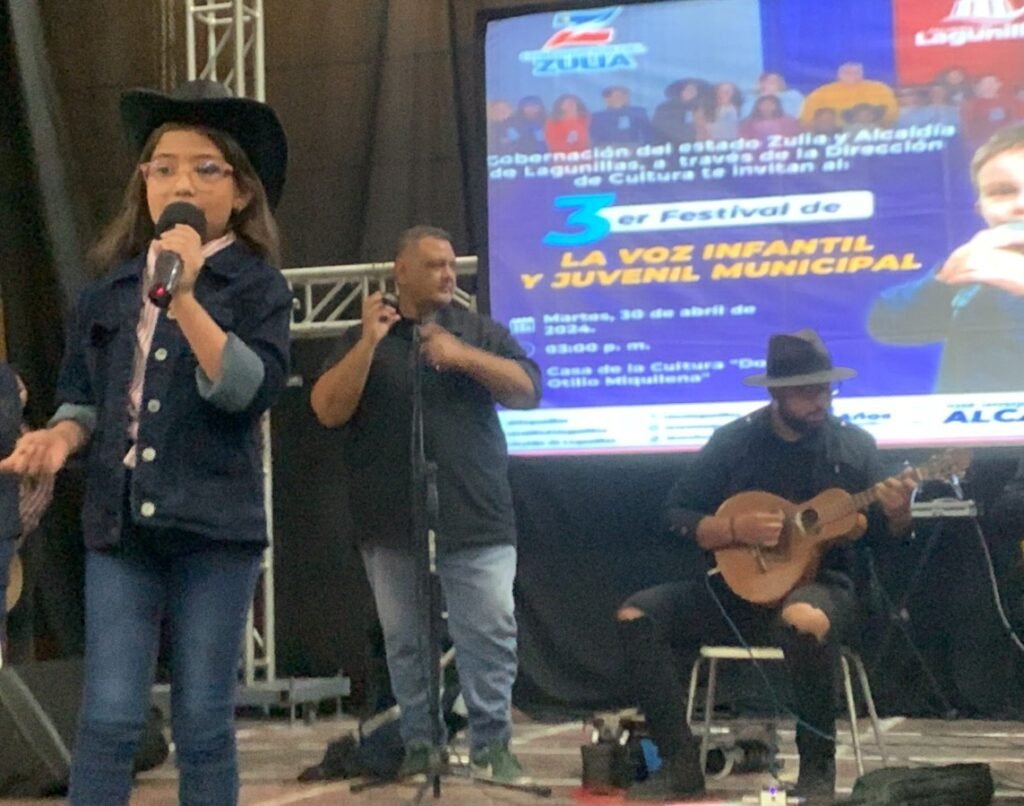 En Lagunillas se llevó a cabo el III Festival Municipal de la Voz Infantil y Juvenil