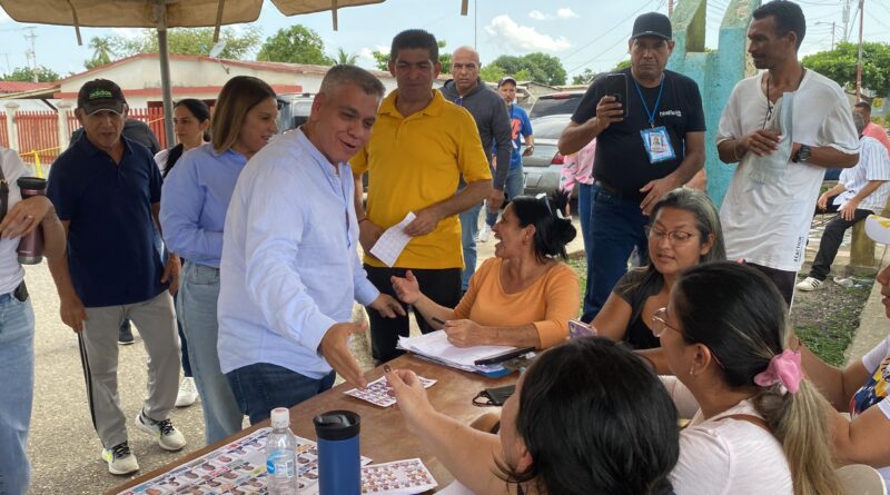 Alcalde José Mosquera ejerció su derecho al voto este 28J