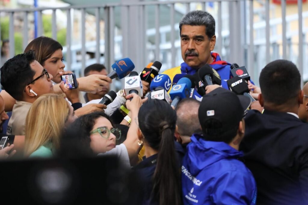 Varios países cuestionan transparencia del proceso electoral y desconocen reeleccion de Maduro