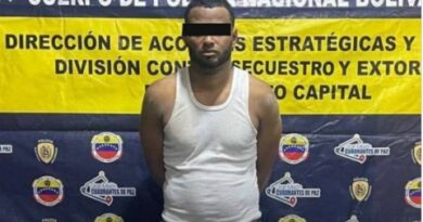 Rescatan a una familia secuestrada por cinco sujetos armados en Caracas, habían robado 45 mil dólares