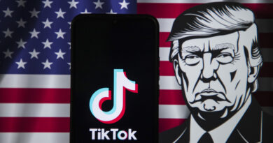 Trump insta a la Corte Suprema a frenar la prohibición de TikTok