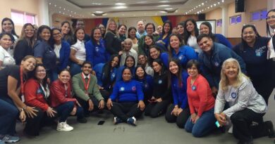 LUZ dictó taller de Actualización en el Ámbito del Trabajo Social en Lagunillas