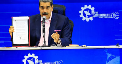 Extienden vigencia del decreto de «Emergencia Económica»