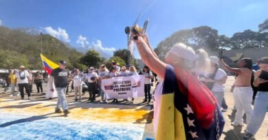 Jóvenes y sociedad civil alzan su voz en la UCV por libertad