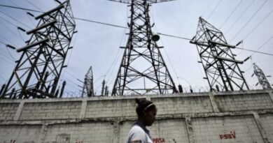 Fuerte bajón eléctrico afectó a Caracas y varios estados del país este 19Feb