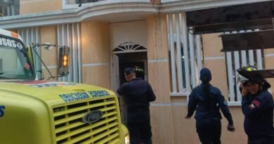 ¡Parroquia Cristo de Aranza! Rápida actuación de Bomberos impidió propagación de incendio en casa del sector La Arreaga