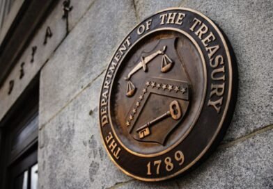 Tesoro de EE. UU. vincula a figuras del polo inglés con lavado de dinero del petróleo venezolano