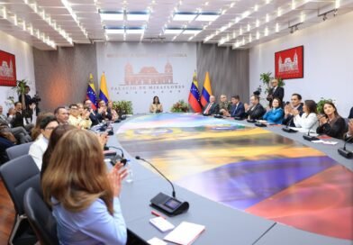Venezuela y Colombia iniciaron conversaciones para reactivar proyectos de energía eléctrica y gas