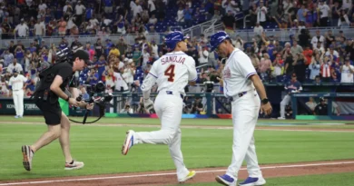 Venezuela vence 6-2 a Países Bajos en su estreno en el Clásico Mundial
