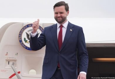 EEUU e Irán negocian ruta de paz: Delegaciones ya están en el Pakistán