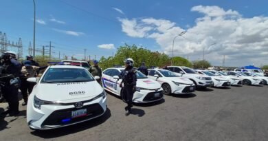 Gobernador Caldera asegura normalidad y alta afluencia en balnearios durante la Semana Santa 2026