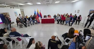 Legisladores y concejales sesionan para evaluar Plan de Inversión Hídrica 2026