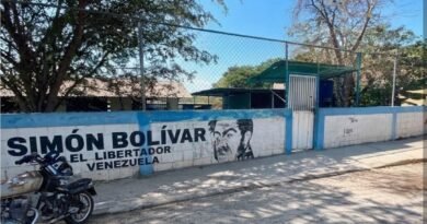 ¡Encontraron una bomba tipo granada en el bolso de un niño de 11 años! En la escuela Simon Bolivar del Jebe, Barquisimeto