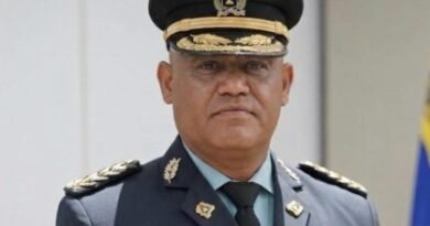 Designan al comisario Sergio Villasmil como el nuevo director del Cpbez