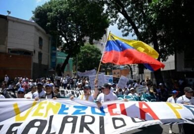 Trabajadores inconformes con alza de ingreso integral protestaron en Caracas y otras ciudades