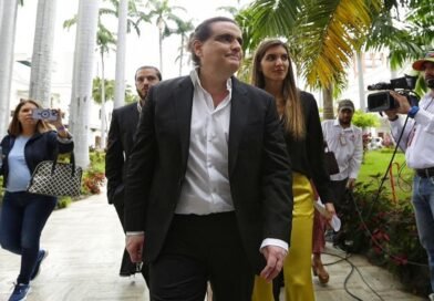 Camilla Fabri e hijos de Alex Saab fueron deportados de Venezuela rumbo a Italia, según medio colombiano