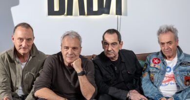 Hombres G repasan su vida en un documental profundo: “Los mejores años de nuestras vidas”