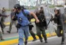 Seis periodistas en Caracas permanecen bajo restricciones judiciales, denuncia el CNP