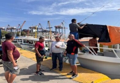 Tres pescadores desaparecen en altamar en La Guaira
