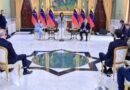 Venezuela firma con Shell acuerdos para explotar el campo gasífero Loran y áreas petroleras