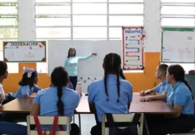 Presidencia (E) Delcy Rodríguez extiende suspensión de clases por una semana más