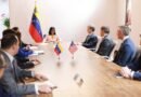 Delcy Rodríguez se reunió en Caracas con subsecretario interino del Departamento de Energía de EE. UU.