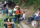 Vuelco de una buseta deja una joven fallecida y siete heridos en autopista de Carabobo