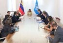 Delcy Rodríguez sostuvo reunión con subsecretario general de Asuntos Humanitarios de ONU