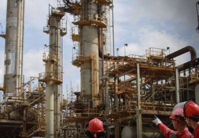 «Feas y oxidadas»: Reuters retrata el deterioro de las refinerías venezolanas y el difícil camino para recuperarlas