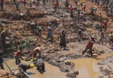 Al menos 13 muertos deja derrumbe de mina de oro en el suroeste de Colombia