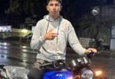 Muere joven de 18 años tras perder el control de su moto mientras hacía “moto piruetas” en Falcón