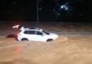 Lluvias en Caracas y los Altos Mirandinos: inundaciones, vehículos atascados y motos arrastradas