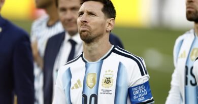 Figuras de Argentina despiden a Messi tras anunciar su retiro de la selección