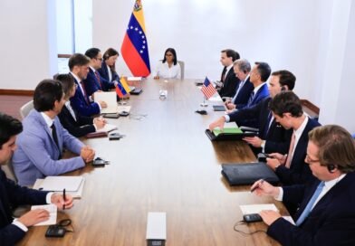 Venezuela y EE. UU. revisan estabilidad del mercado energético y reactivación de mecanismos financieros