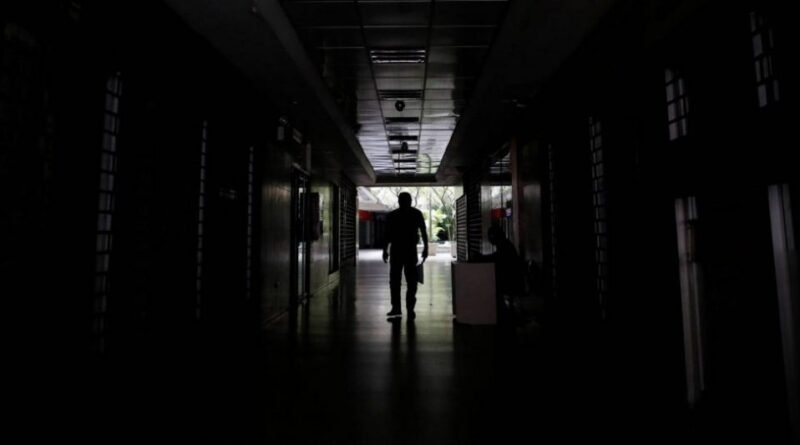 Reportan fuerte bajón eléctrico en Caracas y varias regiones de Venezuela